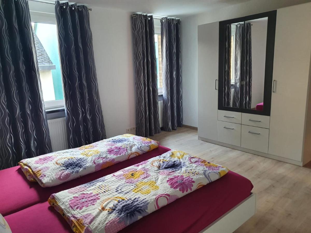 Ferienhaus Schnitzius Kinheim Luaran gambar